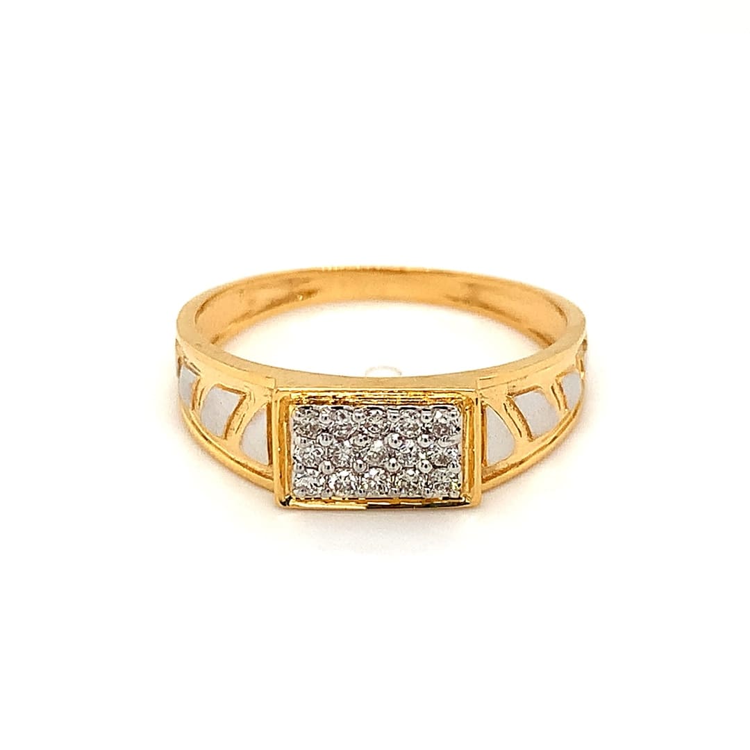 18kt Diamond ring Hallmarked